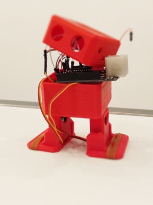 otto robot programmato con arduino