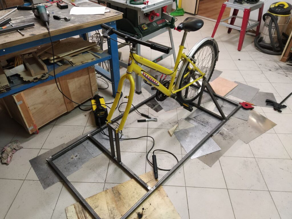 bicicletta ricarica smartphone